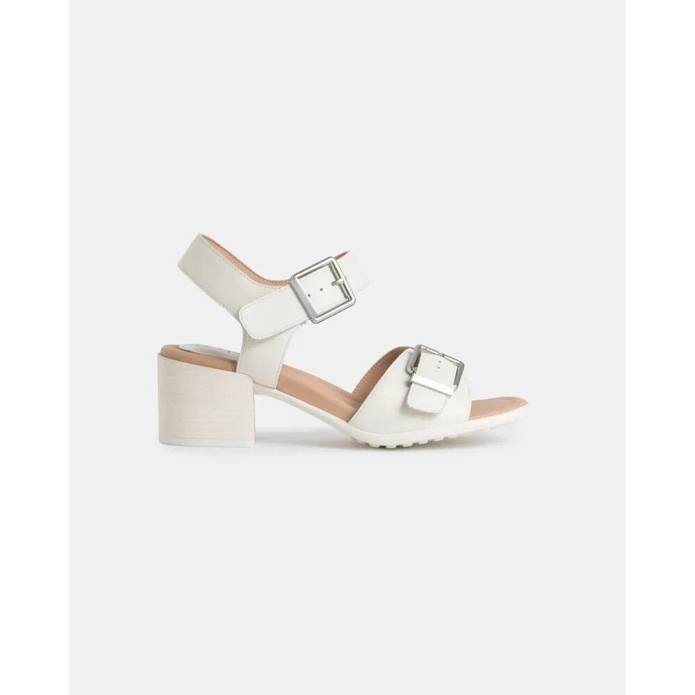 WYDR Studio Emma Off-White Leather Buckle Ankle Strap Block Heel Sandals Size 10